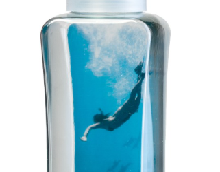 Fournisseur gourde personnalisée pour revendeurs : pourquoi intégrer la bouteille Acquadri à votre catalogue ?